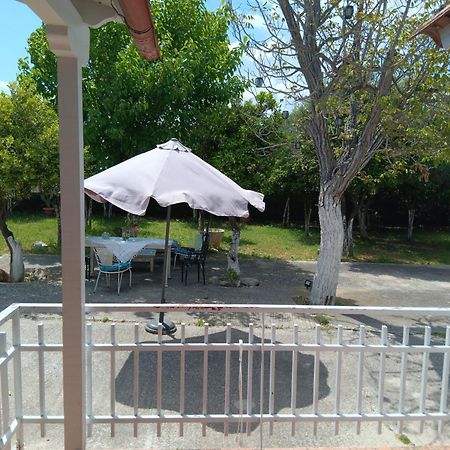 Άθοσ Villa Nauplion Buitenkant foto