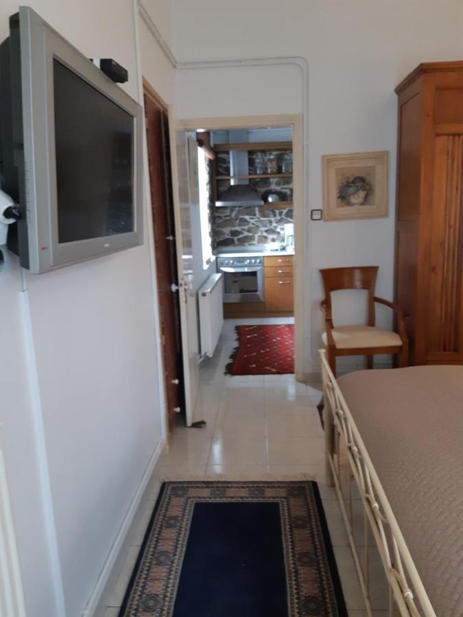 Άθοσ Villa Nauplion Buitenkant foto