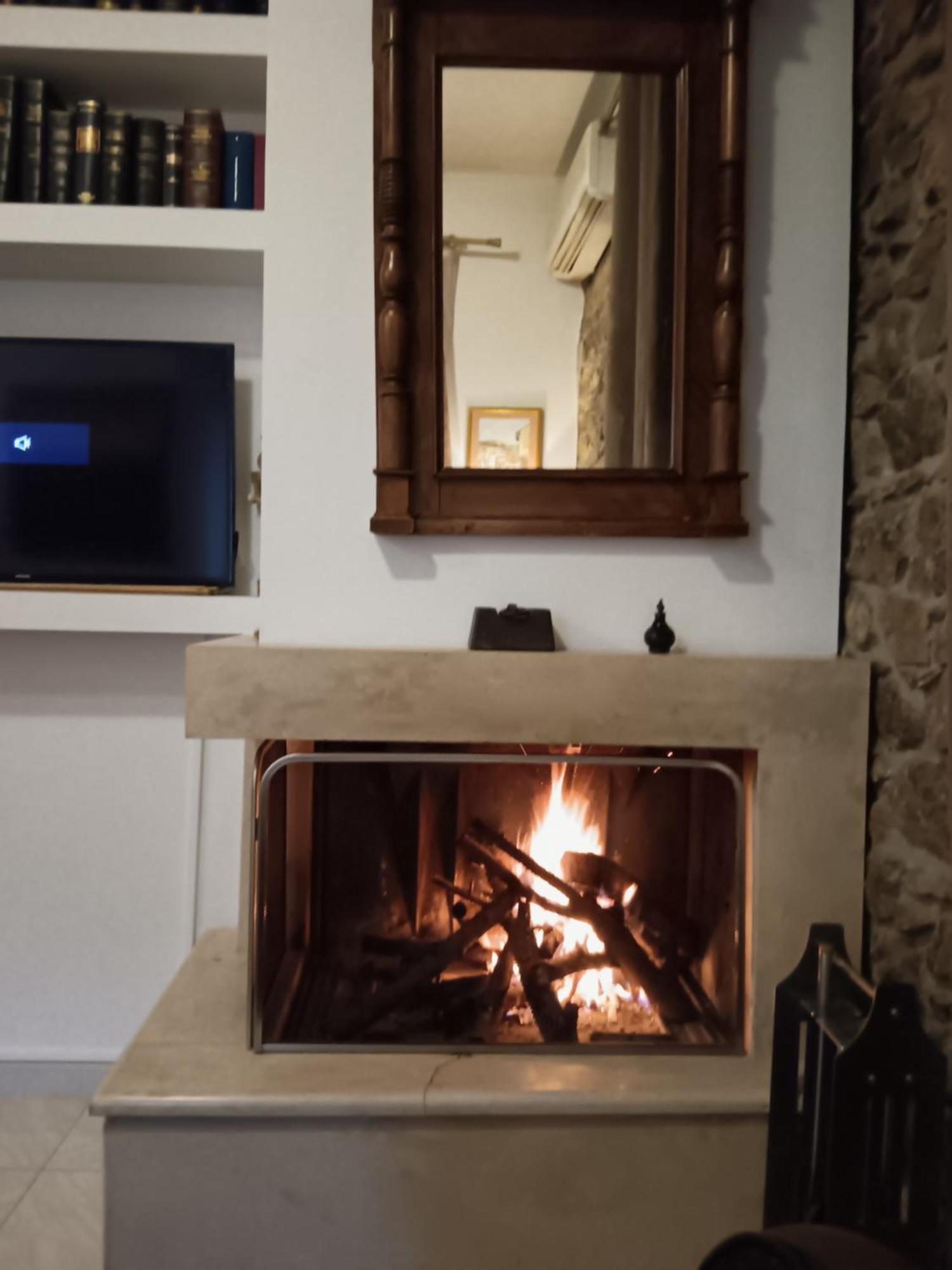 Άθοσ Villa Nauplion Buitenkant foto